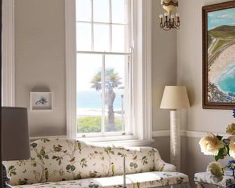 Tintswalo Summer House - Simon's Town
