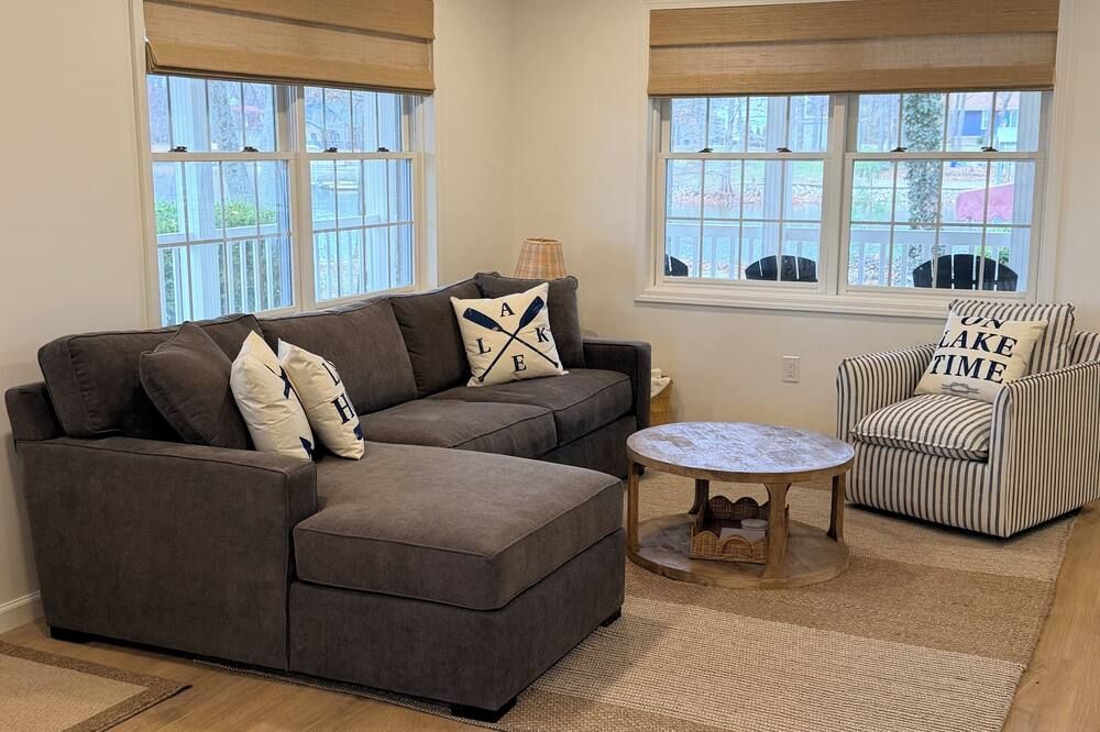 East Fork Lake Lodge steps away from private boat dock - Olney - Obývací pokoj
