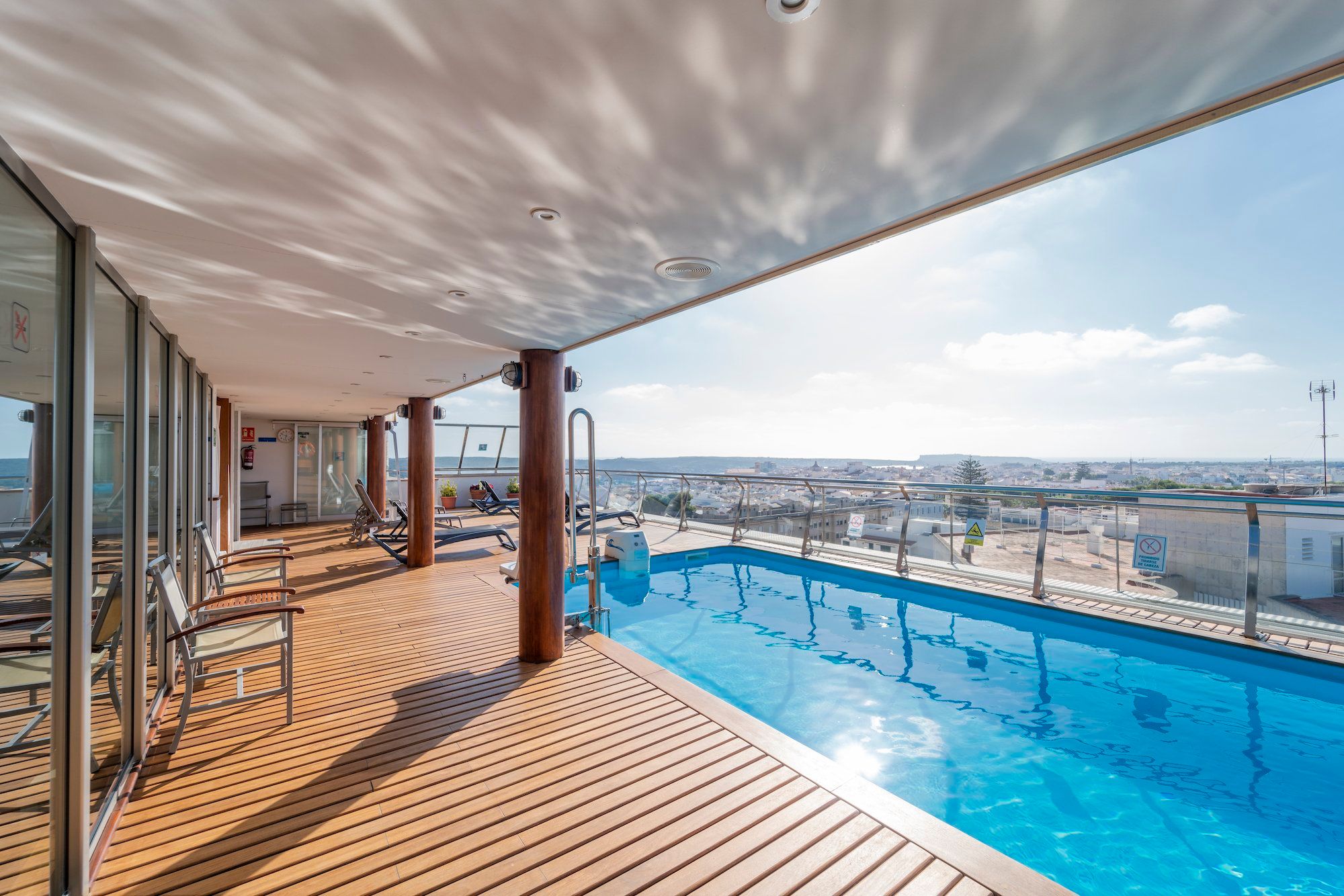 آرتيم كابري هوتل - ماهون - حوض السباحة