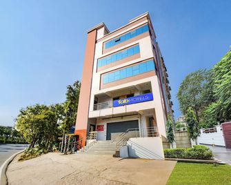 Fabhotel Srh Pride - Nr Hitech City Railway Station - Hajdarábád - Budova