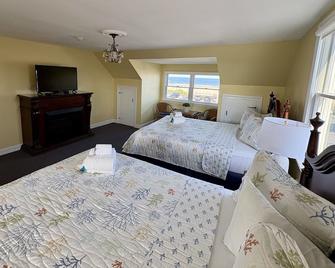 Harris Sea Ranch - Hampton Beach - Bedroom