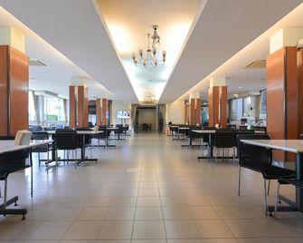 Rattana Park Hotel - Phitsanulok - Restaurante