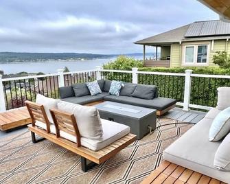 5br Sweeping View Of Puget Sound & Olympics; Under 1 Mile Chambers 2015 US Open - University Place - Balcony