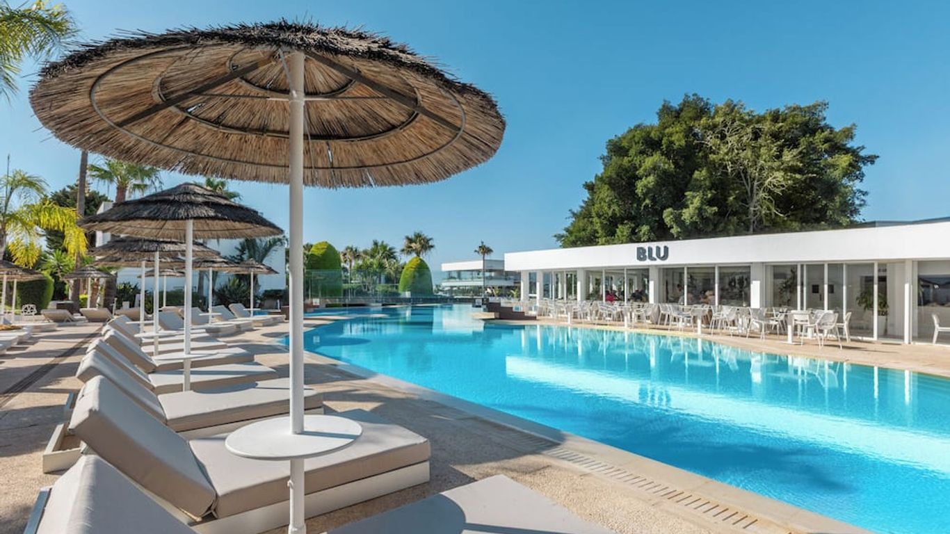 So White Beach Resort