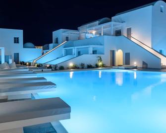 Antoperla Luxury Hotel & Spa - Perissa - Pool