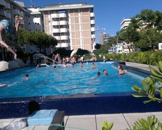 Hotel Amalfi - Jesolo - Pool