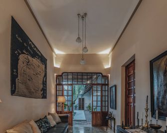 Casa Exclusiva Los Amigos 4bdr by Cercana - Mérida - Sala de estar