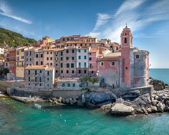 برينسيبى فورت داي مارمي - فورتي ديي مارمي - مبنى