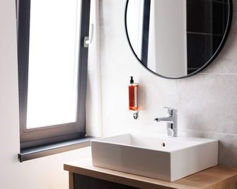 Zenstay Aparthotel - Topliţa - Badrum