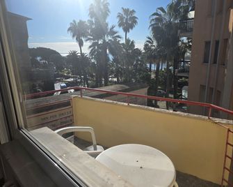 Hotel Colibrì - Finale Ligure - Balkon