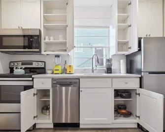 Cute 1bed 1bath walk to French Q and Bourbon St - New Orleans