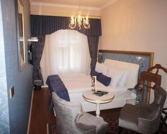 Hotel Actum - Kranj - Slaapkamer