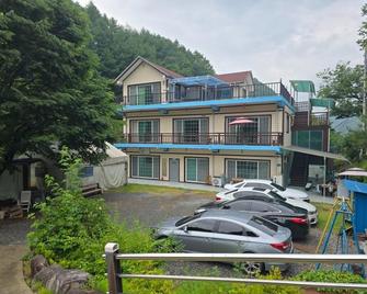 Danyang Neutinamu Pension - Condado de Danyang - Edificio