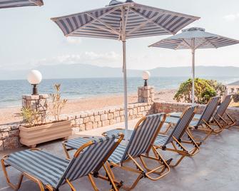 Galini Beach Hotel - קיסאמוס - פטיו