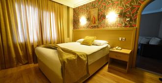 Royal Carine Hotel - Ankara - Yatak Odası