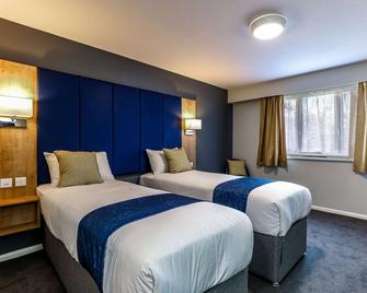 Days Inn by Wyndham Warwick North M40 - Warwick - Makuuhuone