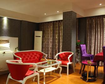 Zhongwei Huanghe Hotel - Zhongwei