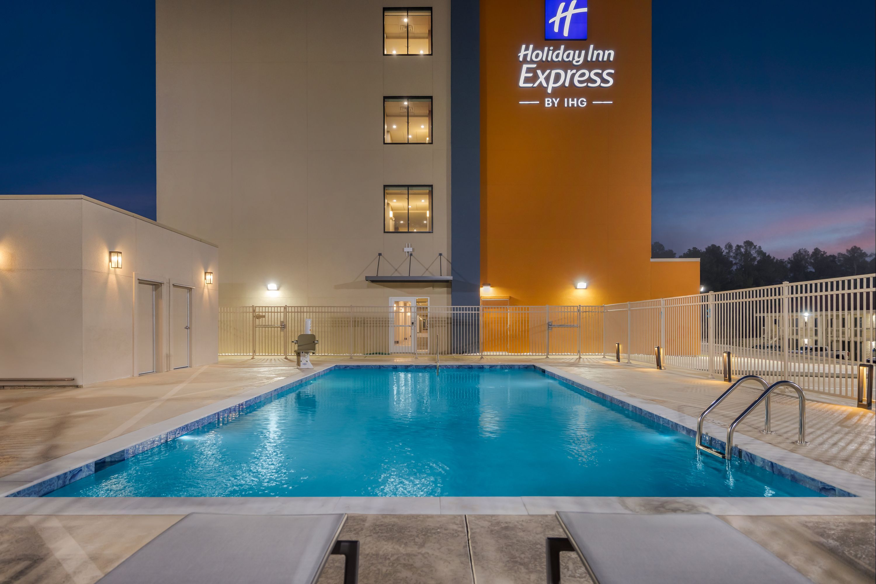 Holiday Inn Express & Suites Nacogdoches Southwest by IHG - Nacogdoches - Pool
