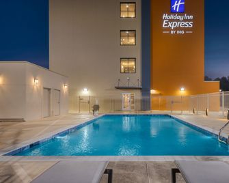 Holiday Inn Express & Suites Nacogdoches Southwest by IHG - Nacogdoches - Pool