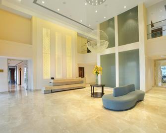 Seyfert Sarovar Premiere Dehradun - Dehradun - Lobby