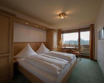 Hotel St. Ulrich Garni - Ottobeuren - Спальня