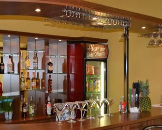 Hotelik Karter - Βαρσοβία - Bar