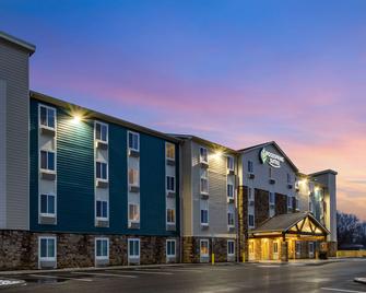 Woodspring Suites Indianapolis Airport South - Indianapolis - Building