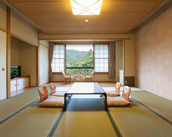 Okutamaji - Ōme - Dining room