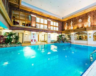 Parkway Hotel & Spa - Newport - Svømmebasseng