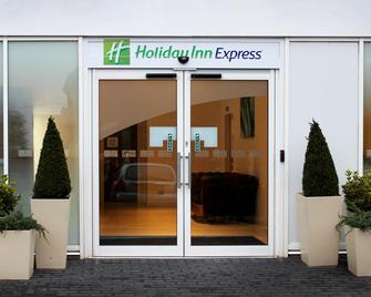 Holiday Inn Express Wakefield - Wakefield - Edificio