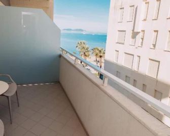 Duka Hotel - Vlorë - Varanda