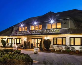 Hotel Am Sachsengang - Groß-Enzersdorf - Edificio