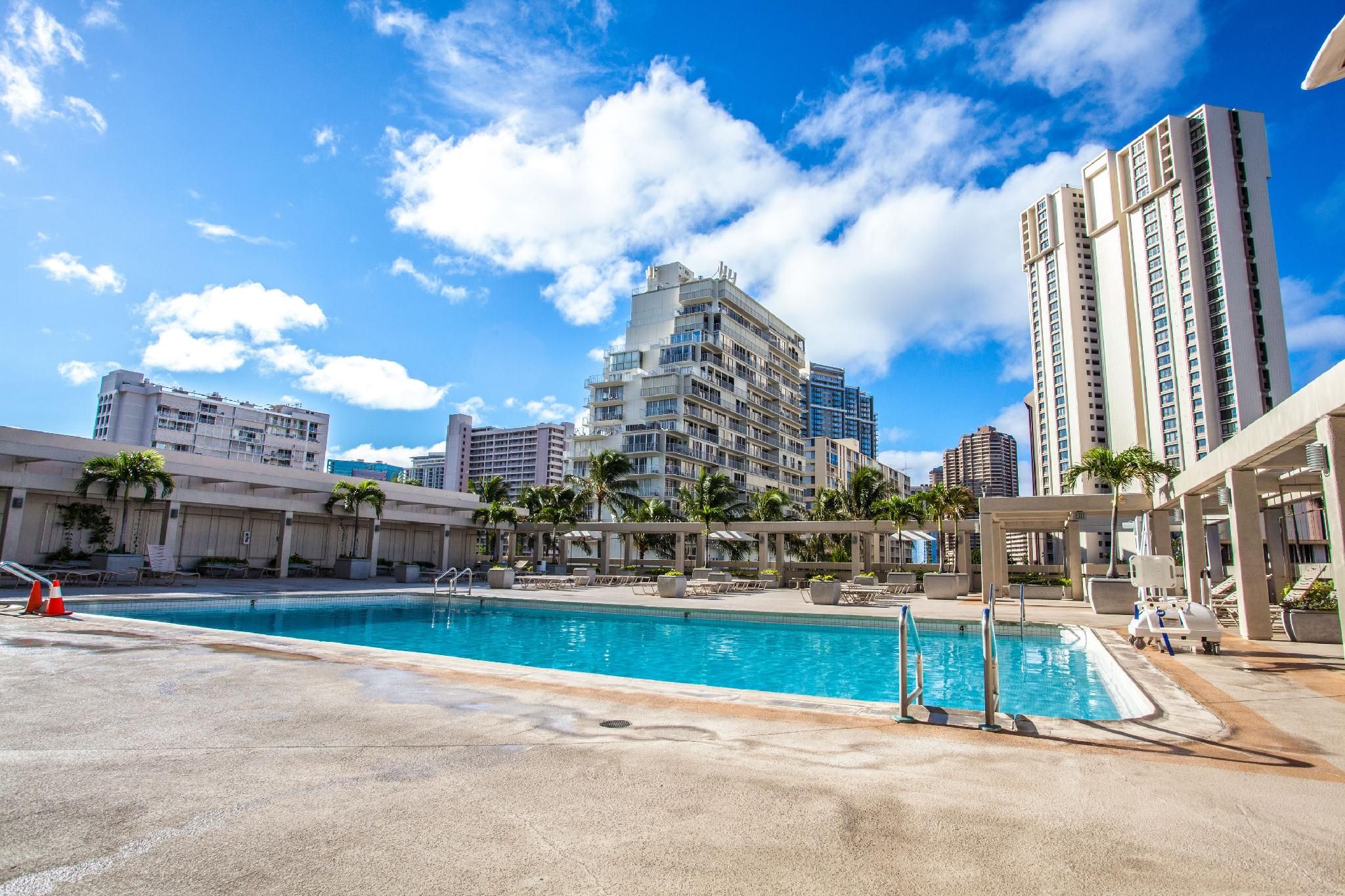 Ala Moana by Gaia Resort - הונולולו - בריכה