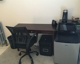 Hotel Burgess - Reedley - Business centre