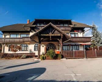 Guesthouse Leski Dvor - Lesce - Edificio