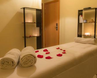 Hotel Tres Anclas - Gandia - Bedroom