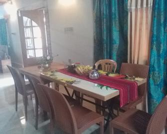 It's a Mud-made Luxury Chalet , One & only village homestay in Bangladesh in Green clam environment - Gaibandha - Comedor
