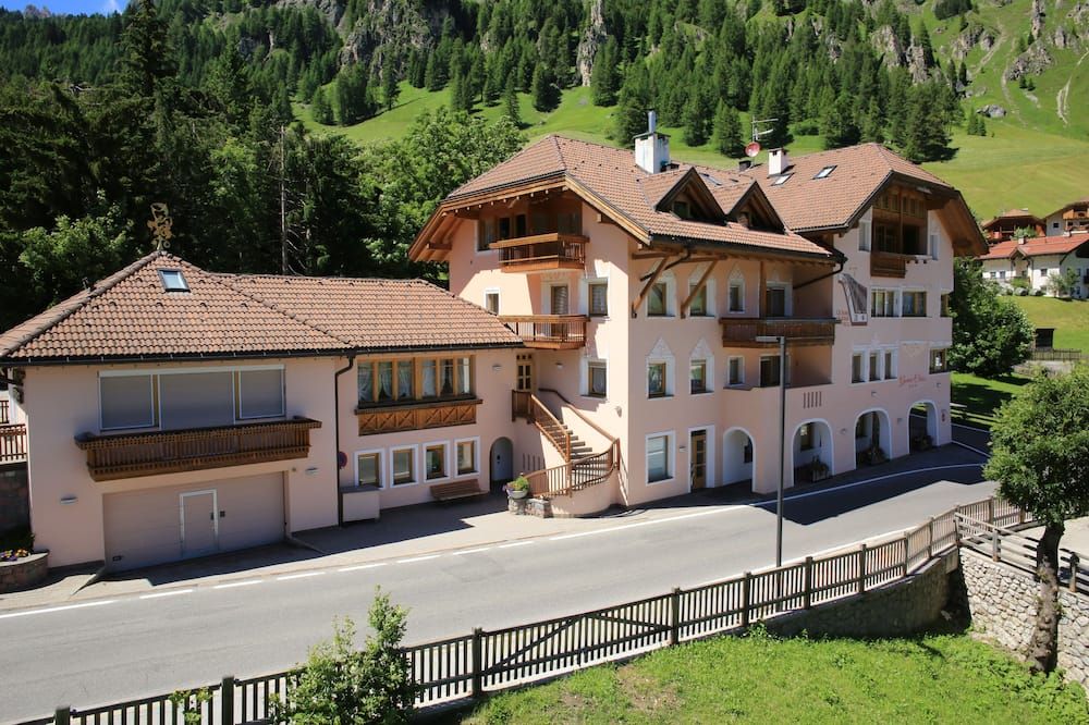 Garni Criss - Corvara in Badia - בניין