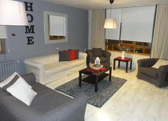 Evodak Apartment - Ankara - Living room
