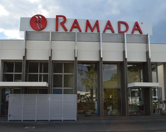 Ramada Hotel & Suites Sydney Cabramatta - Cabramatta - Building