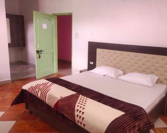 Goroomgo Hotel Dolphin Dalhousie - Pālampur - Habitación