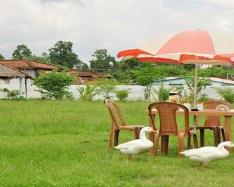 Sun Resort Bandhavgarh - Tala - Patio