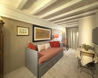 Qk Costa58 Home Tower - Florence - Living room