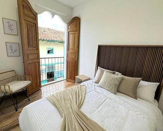 Casa Hotel Real - Circasia - Habitación