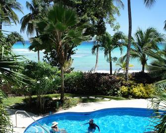 Sapphire beach Condo 115 located on Dover Beach. Two bedroom - St Lawrence Gap - Pool