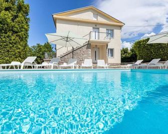 Joy Comfortable Holiday Residence - Jadranovo - Pool