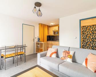 Cosy apartment with pool - Tolosa - Sala