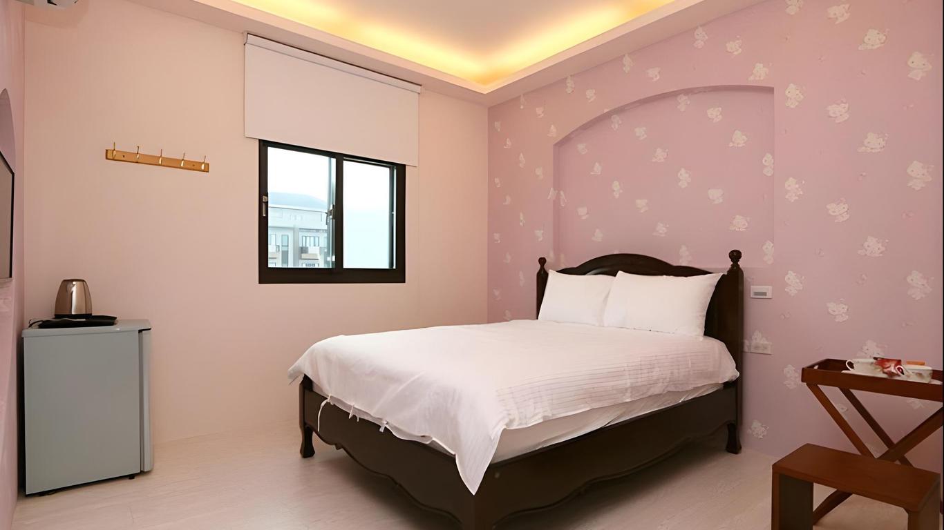 Meet Love at Pacific Ocean Turtle Island Bed and Breakfast