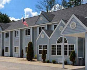 Monroe Heights Marienville - Marienville - Building