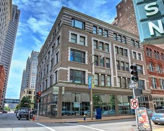 1BR with W&D Mins To America Center Downtown - St. Louis - Gebäude